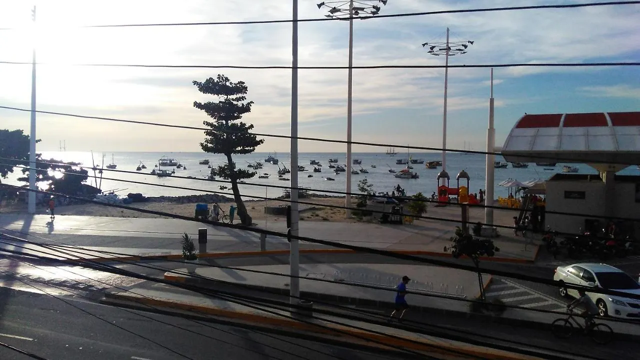 フォルタレザFlat Na Beira Mar Mucuripeアパートメント フォルタレザ