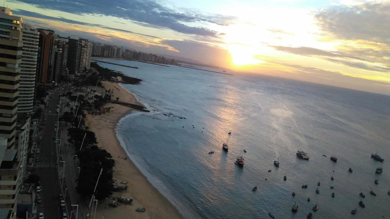 フォルタレザFlat Na Beira Mar Mucuripeアパートメント